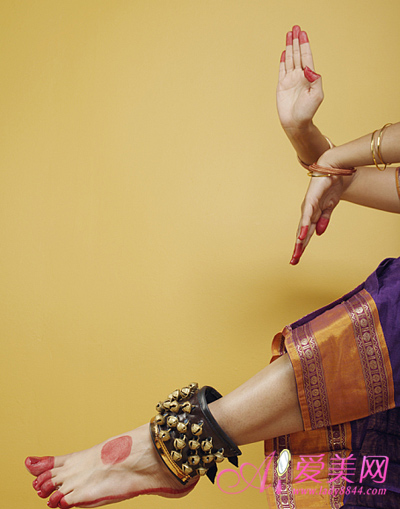 印度舞基本常识 揭开古典舞蹈的奥秘-燃脂运动