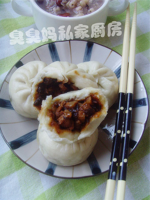 梅干菜酱肉包