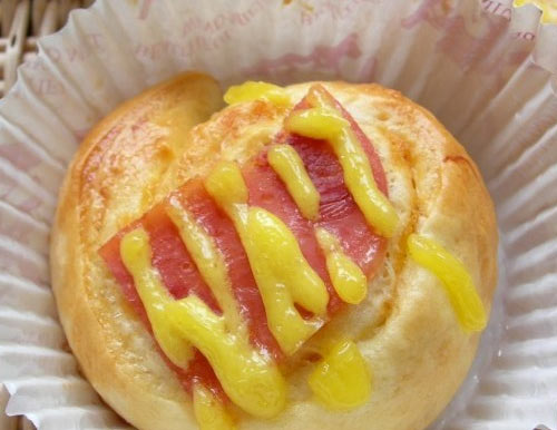 肉松火腿面包