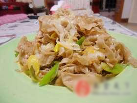 大葱炒豆皮