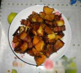 红烧肉炖土豆