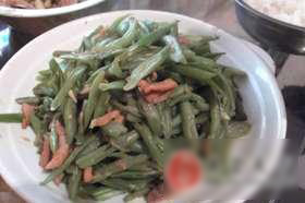 奥尔良肉丝炒豆角