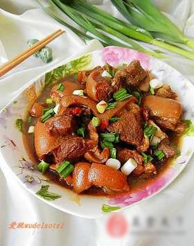 十三香闷羊肉