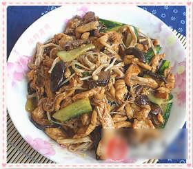 双菇炒鸡丝