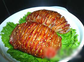 烤培根风琴土豆