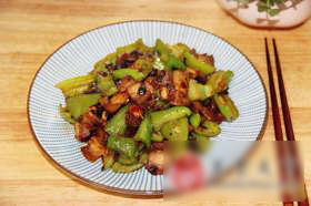 青椒回锅肉