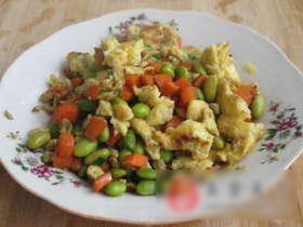 鸡蛋胡萝卜炒毛豆