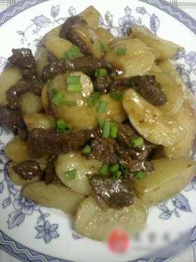 牛肉炒土豆